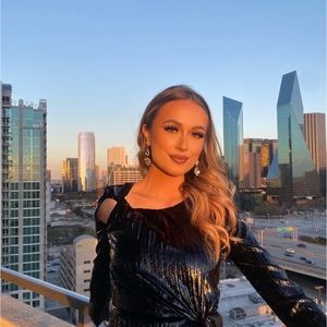 Meet your Posher, Teddi